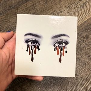 Kylie eyeshadow palette
